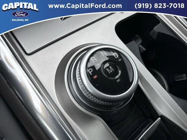 Used 2020 White Ford Platinum image 31