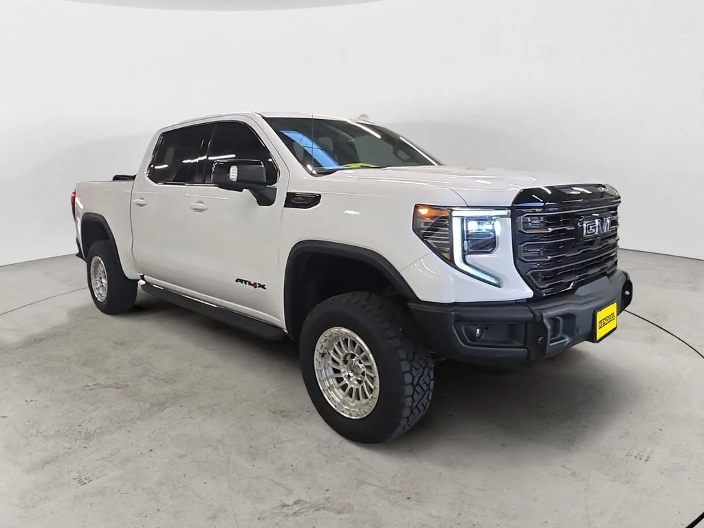 New 2026 Summit White GMC AT4X image 10