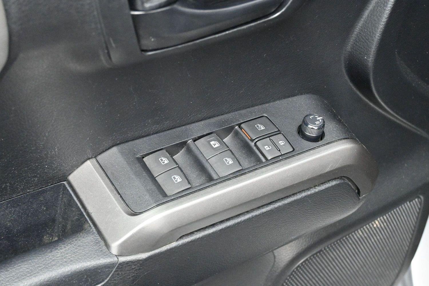 Used 2019 Silver Sky Metallic Toyota SR image 10