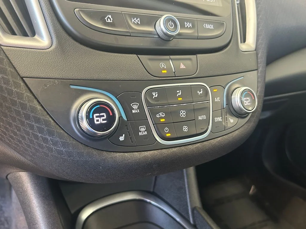 Used 2025 Black Chevrolet LT image 34