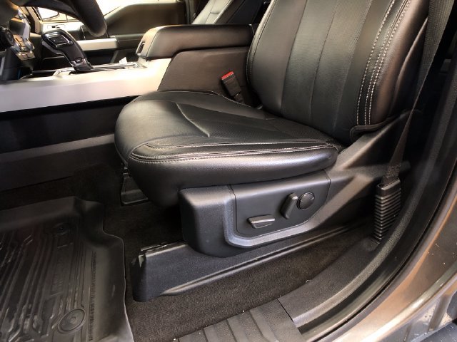 Certified Used 2020 Magnetic Ford Lariat image 11