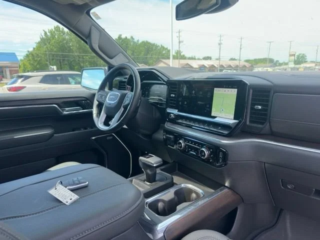 Used 2023 Summit White GMC SLT image 8