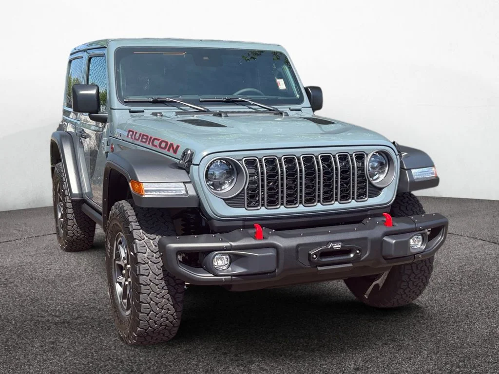 Used 2025 Gray Jeep Rubicon image 7