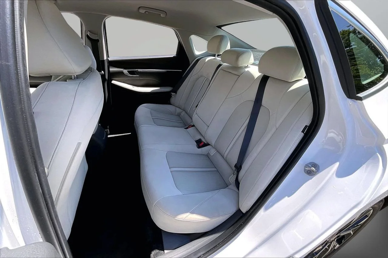 Certified Used 2024 White Hyundai SEL image 21