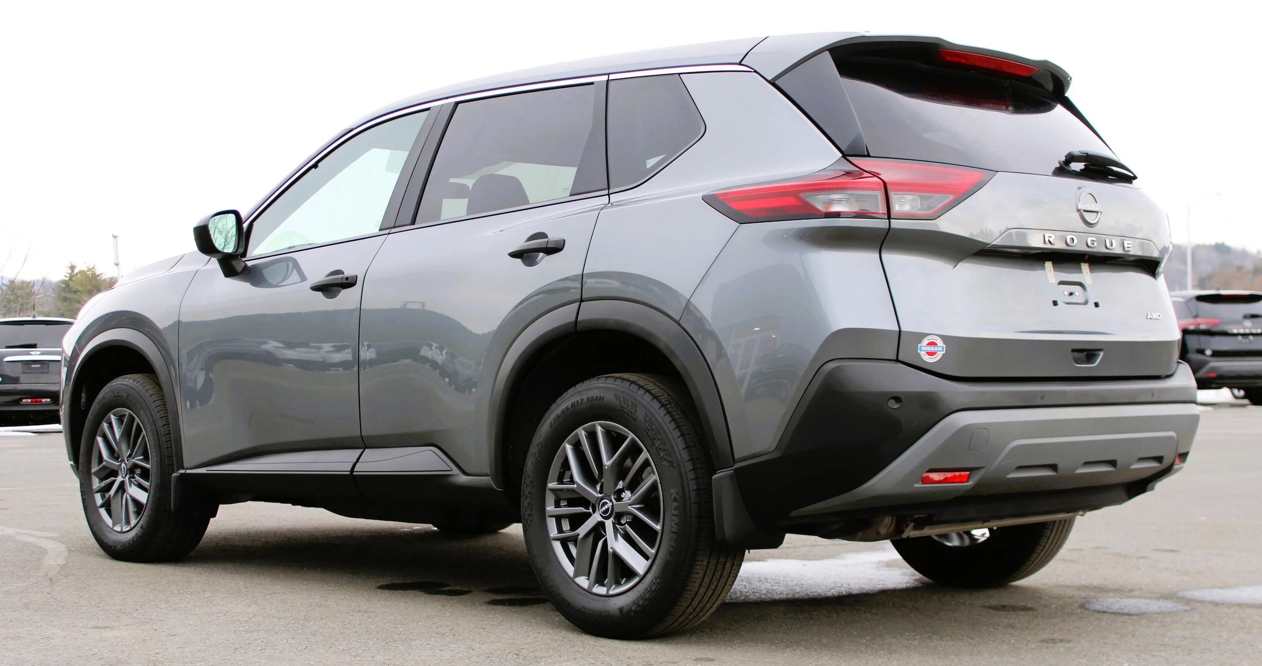 Used 2023 Gun Metallic Nissan S image 4