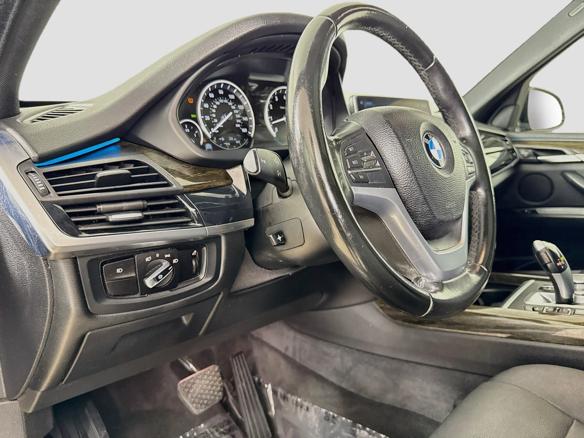 Used 2017  BMW sDrive35i image 11