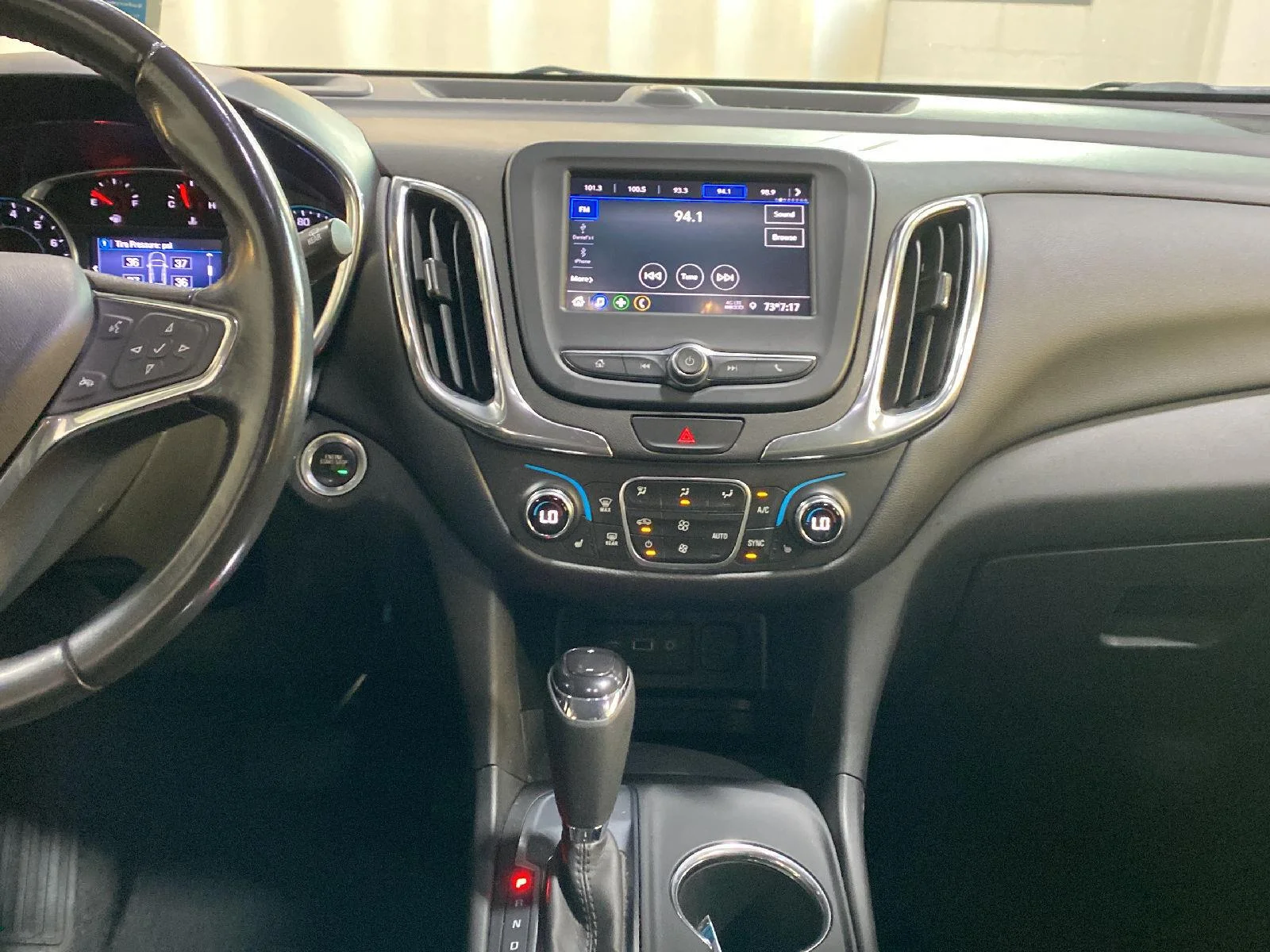 Used 2020 Nightfall Gray Metallic Chevrolet LT image 10