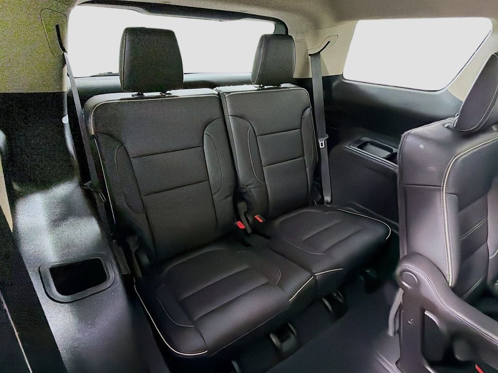 Used 2019 Red Quartz Tintcoat GMC AWD 4dr Denali image 28