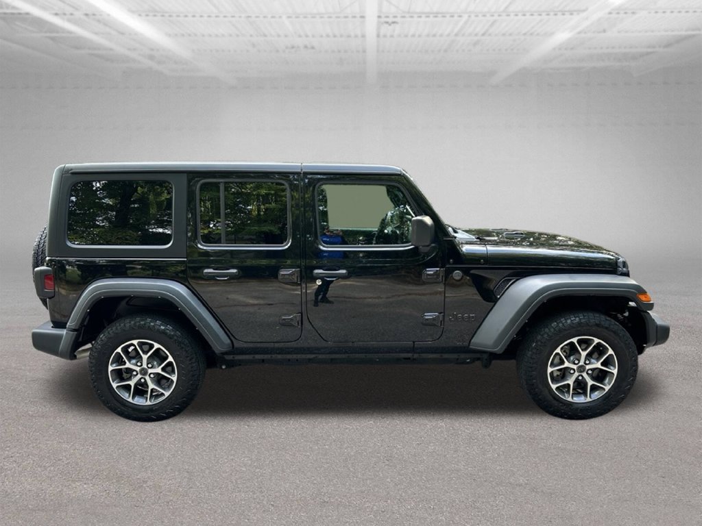 Used 2024 Black Jeep Sport S image 7