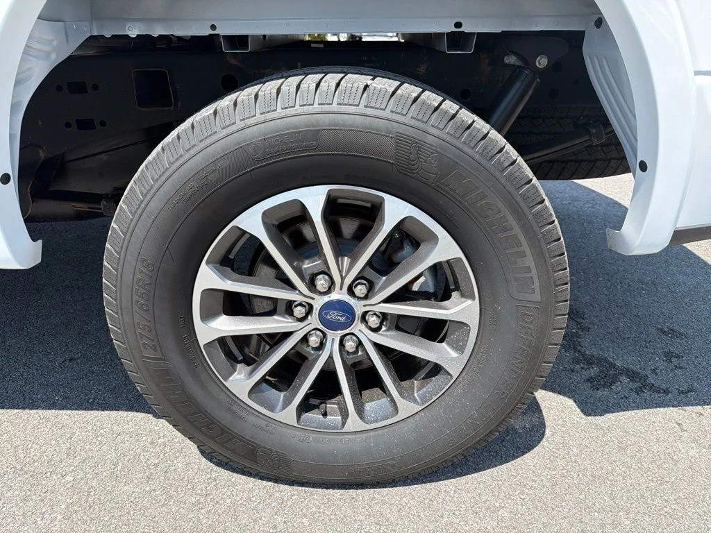 Used 2019 White Ford XLT image 12