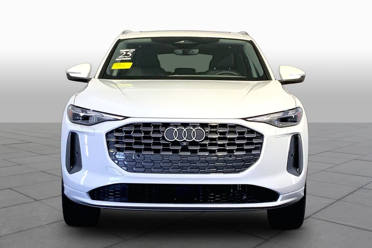 Used 2025 Glacier White Metallic Audi Premium image 4