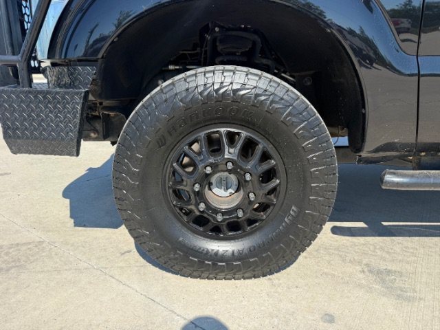Used 2016 Black Ford Lariat image 10