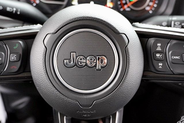 New 2025 Bright White Clear-Coat Exterior Paint Jeep Willys image 45