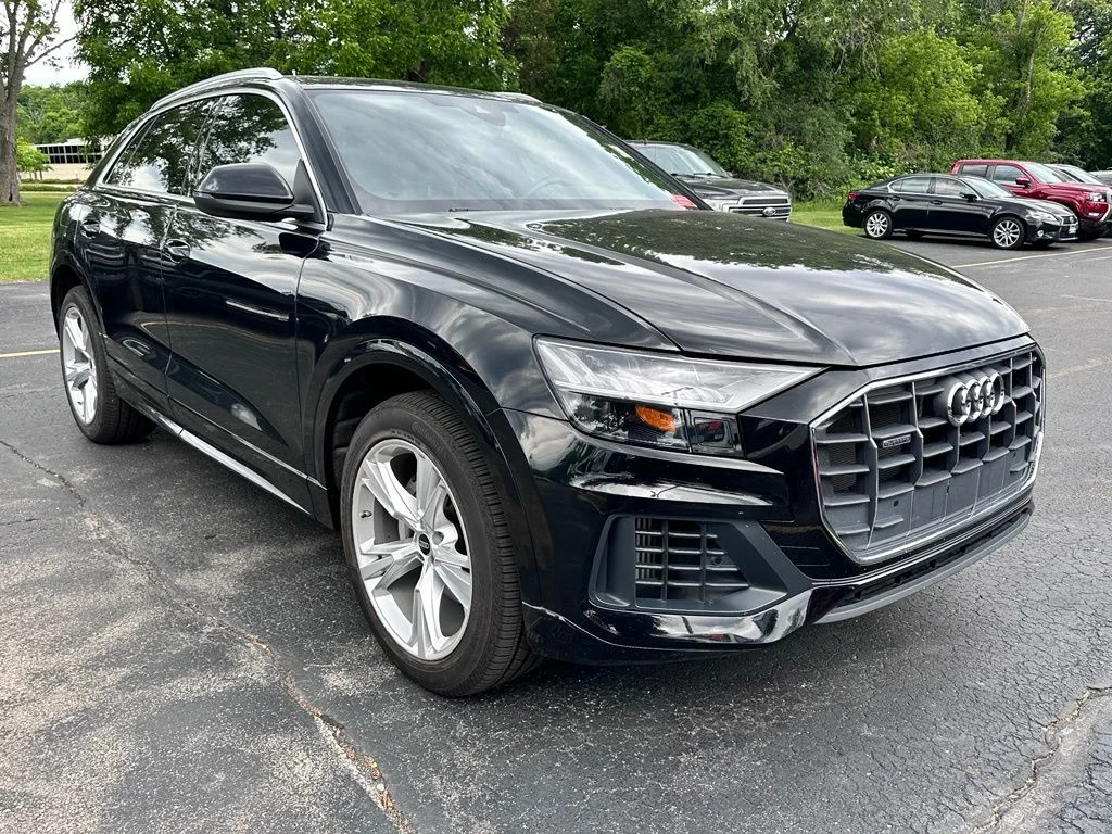 Used 2023 Mythos Black Metallic Audi 55 Premium image 2