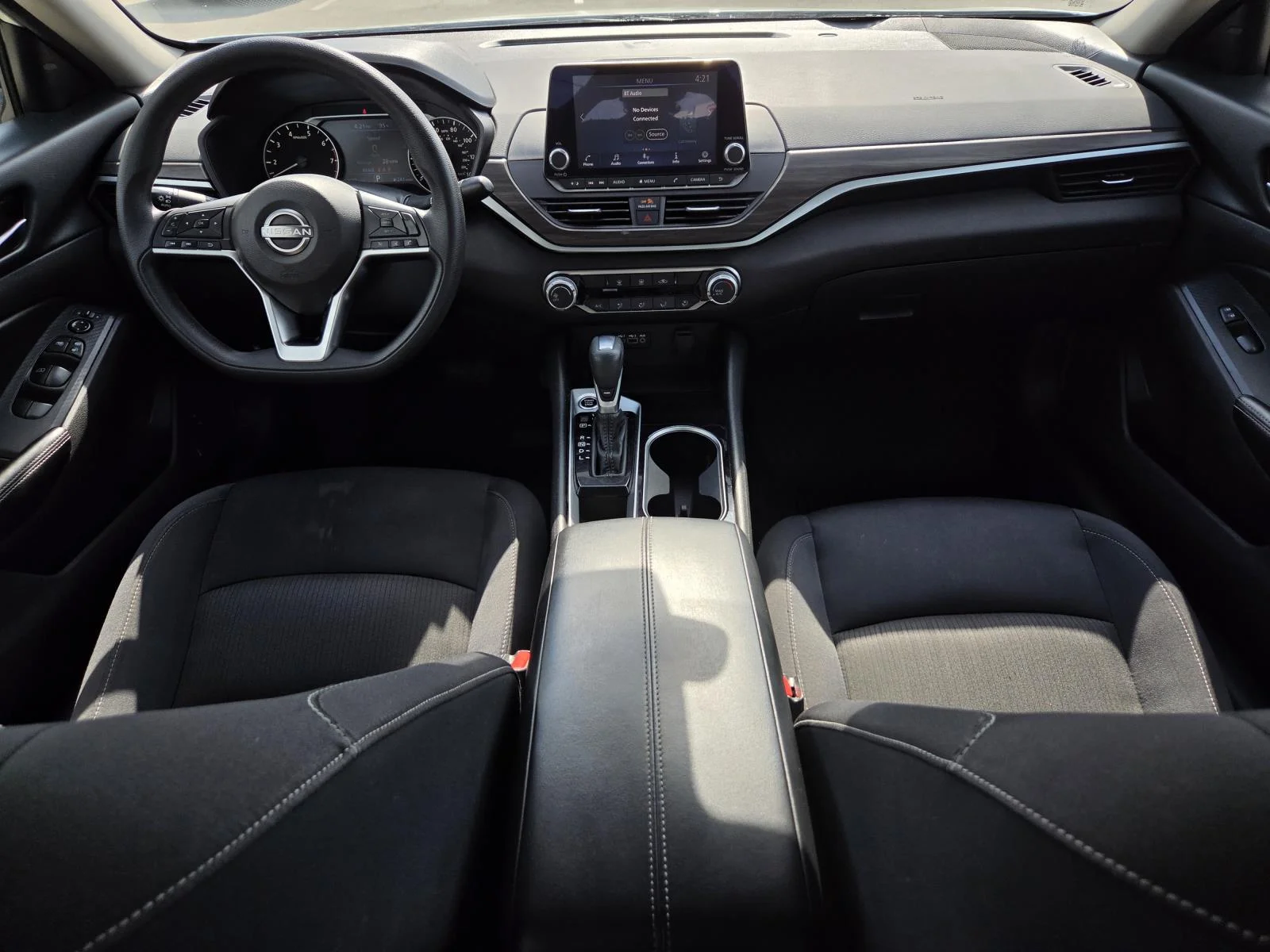 Used 2024 White Nissan 2.5 SV Sedan image 18