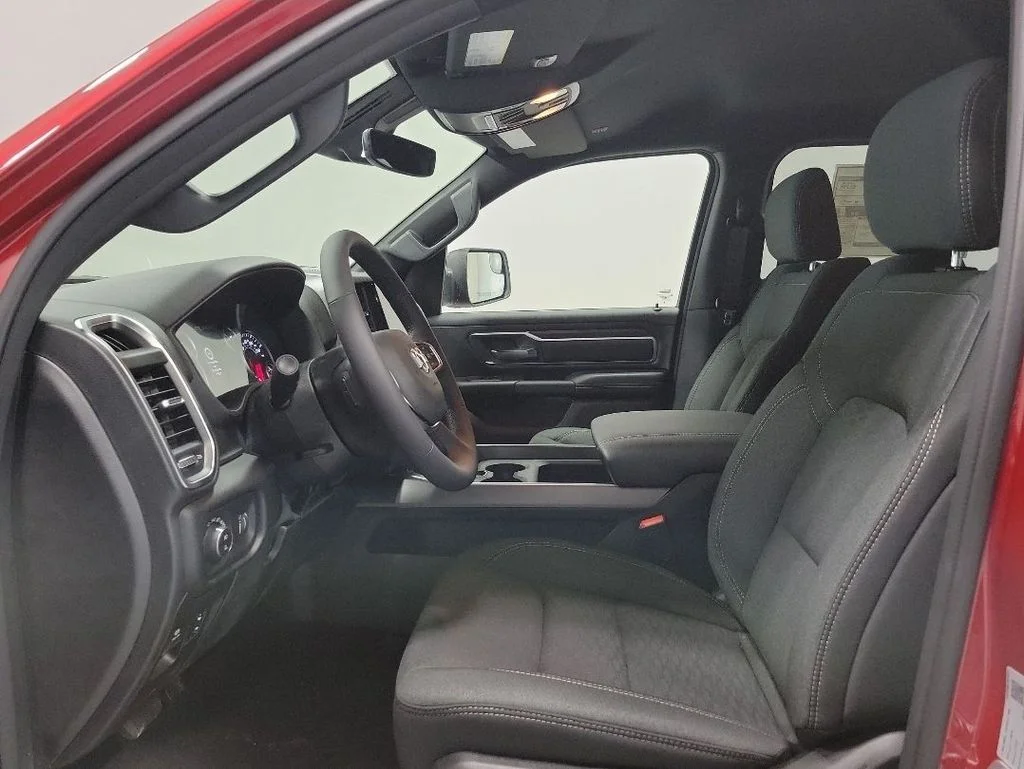New 2026 Molten Red Pearl-Coat Exterior Paint RAM Big Horn/Lone Star image 19