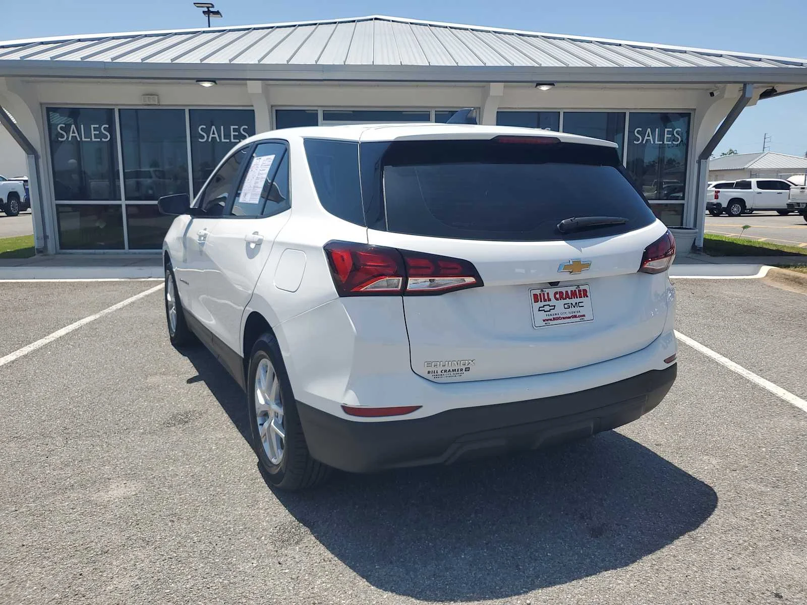 Used 2024 Summit White Chevrolet LS image 3