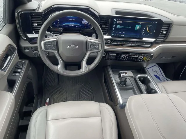 Used 2023 Gray Chevrolet RST image 9