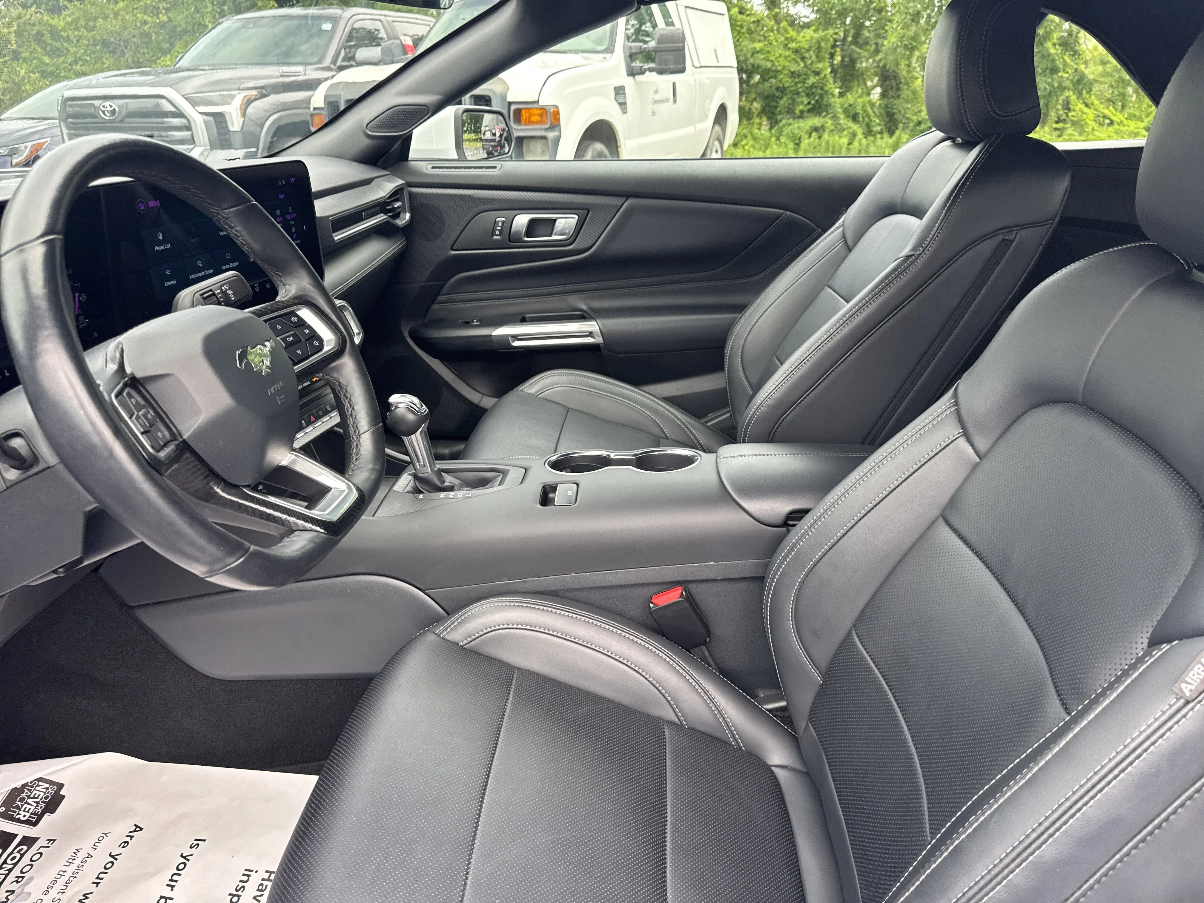 Used 2025 Oxford White Ford EcoBoost Premium image 10