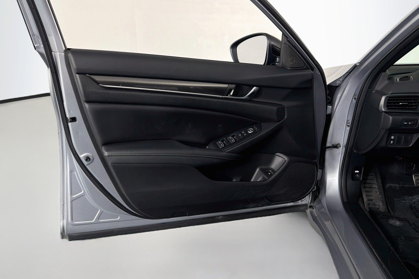 Used 2022 SILVER Honda Sport image 22