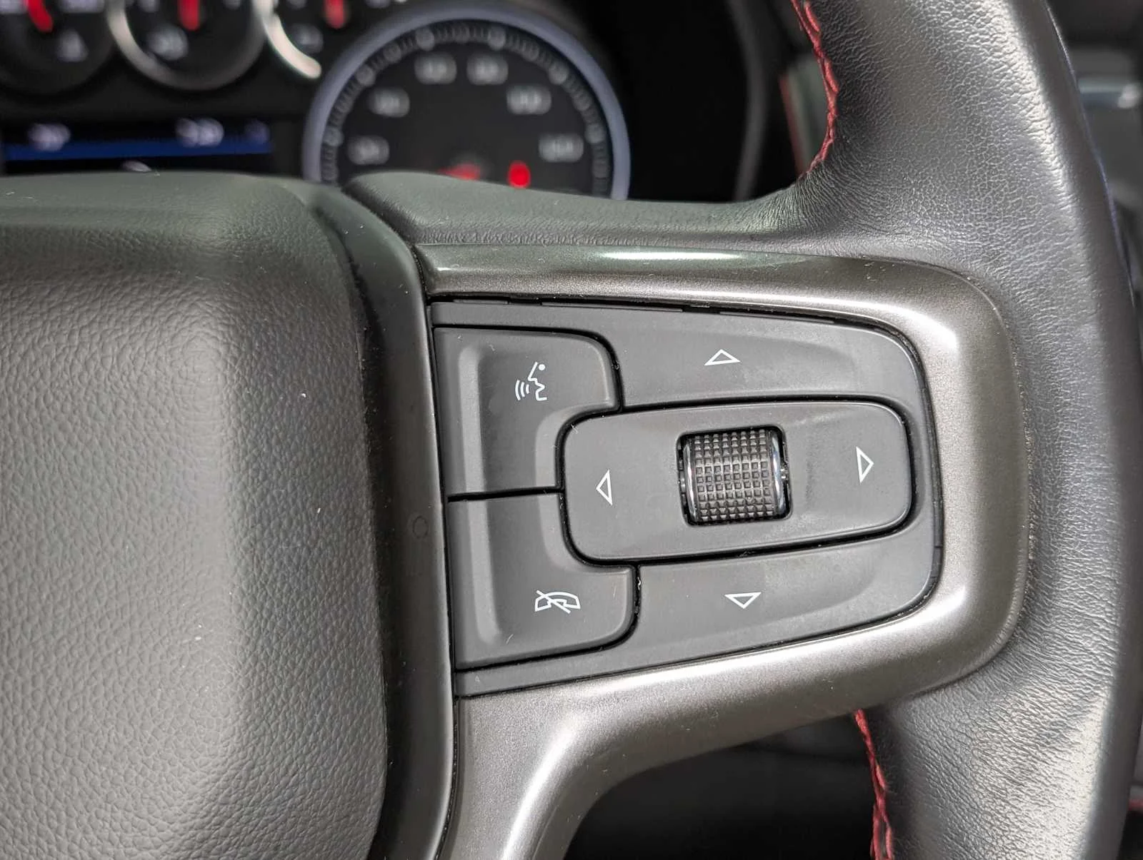 Used 2021 Shadow Gray Metallic Chevrolet RST image 36
