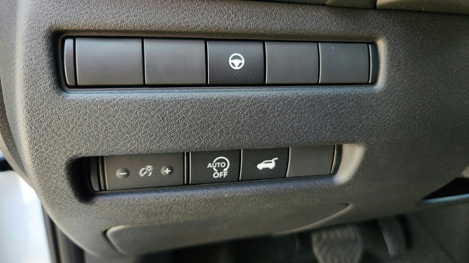 Certified Used 2026 White Nissan Platinum image 14