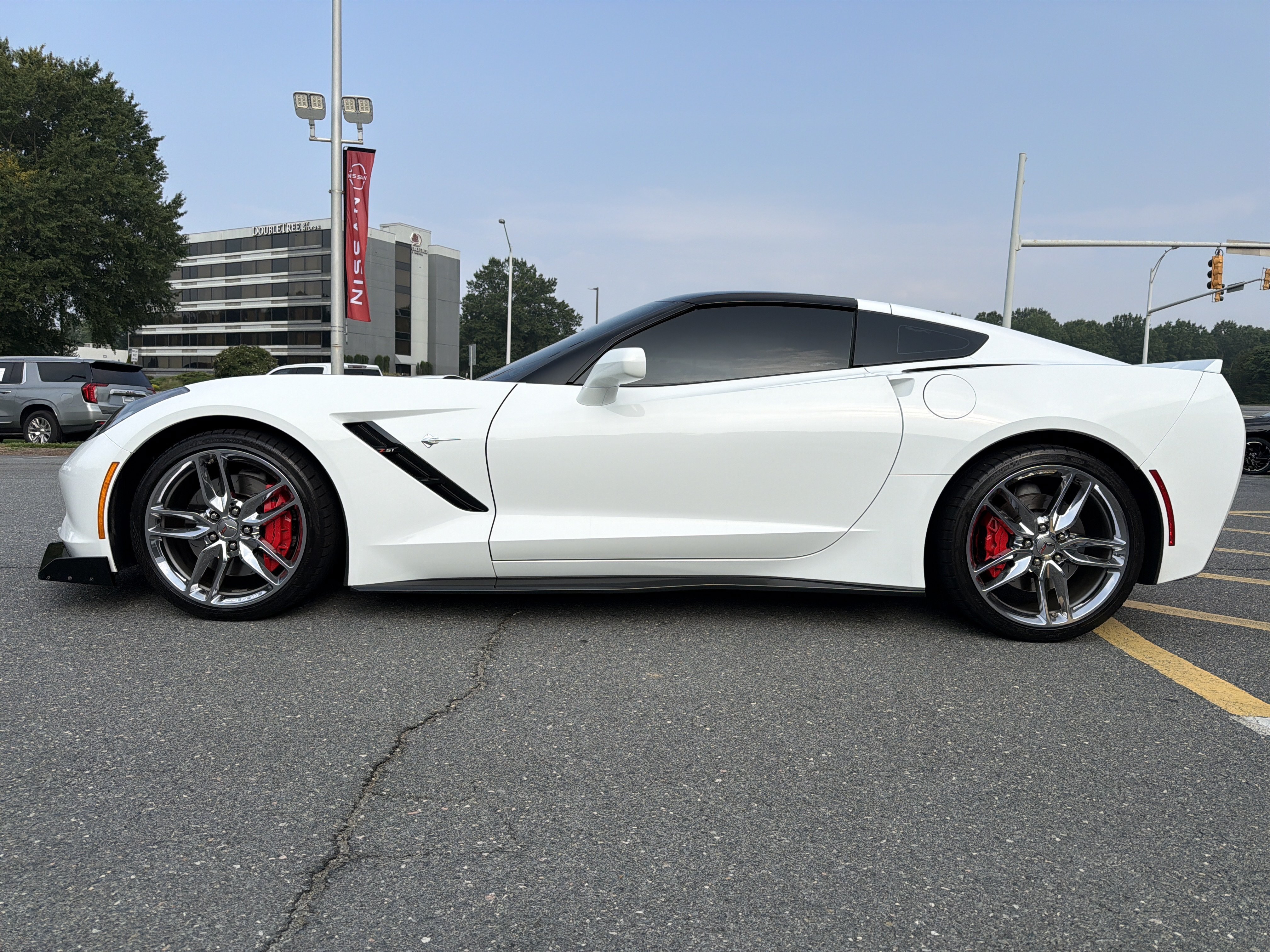 Used 2015 Arctic White Chevrolet Z51 2LT image 2
