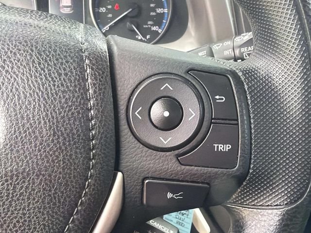 Used 2018 Red Toyota LE image 25