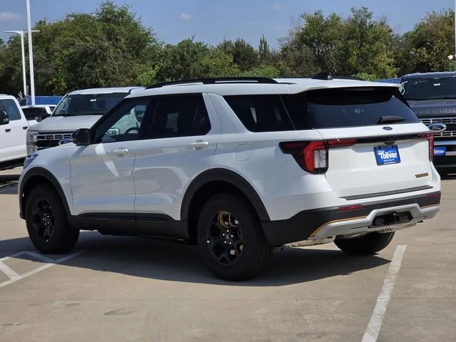 New 2026 Star White Metallic Tri-Coat Ford Tremor® image 7