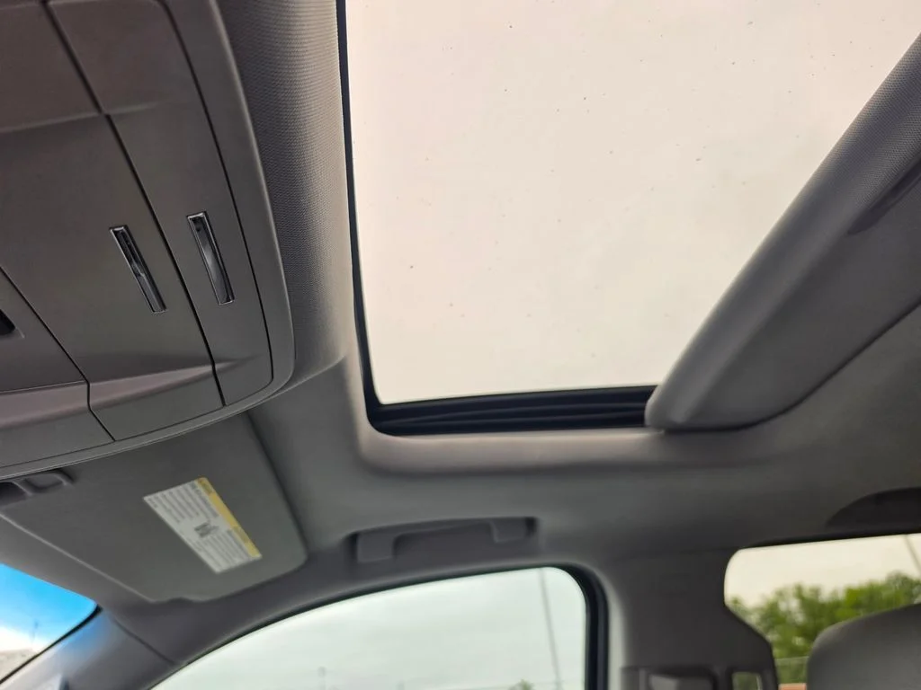 Used 2018 Gray Chevrolet LT image 21