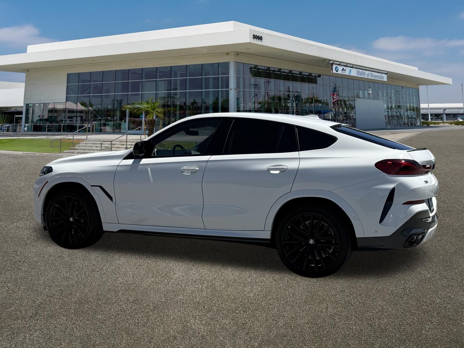 Used 2026 Alpine White BMW M60i image 7