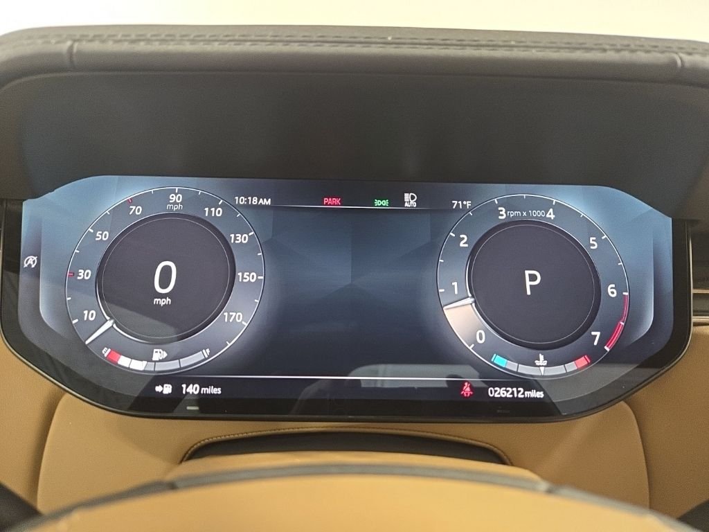 Certified Used 2023 Fuji White Land Rover SE image 13