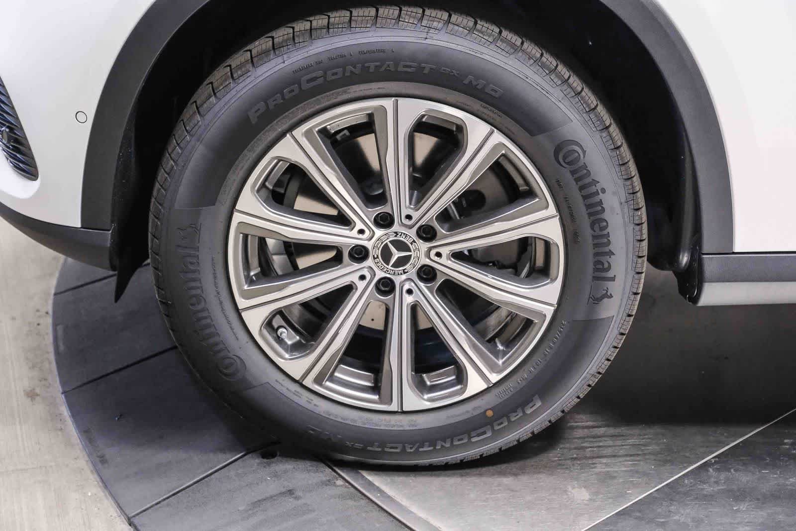 New 2026 Polar White Mercedes-Benz GLC 300 image 51