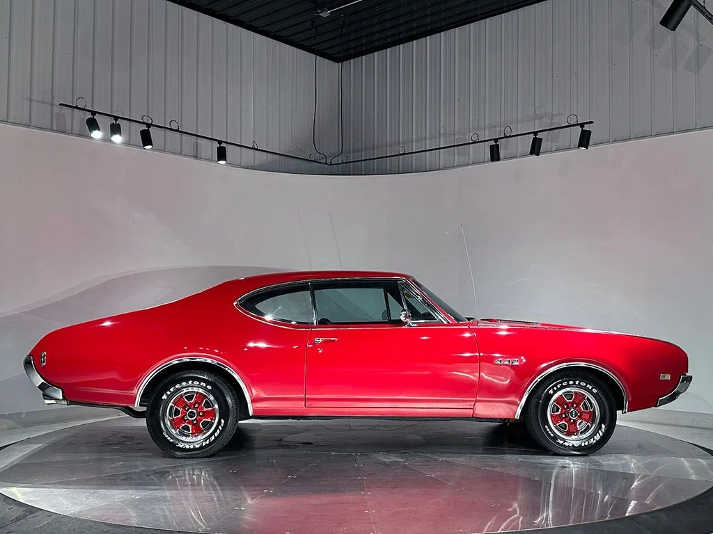 Used 1968 Red Oldsmobile  image 5