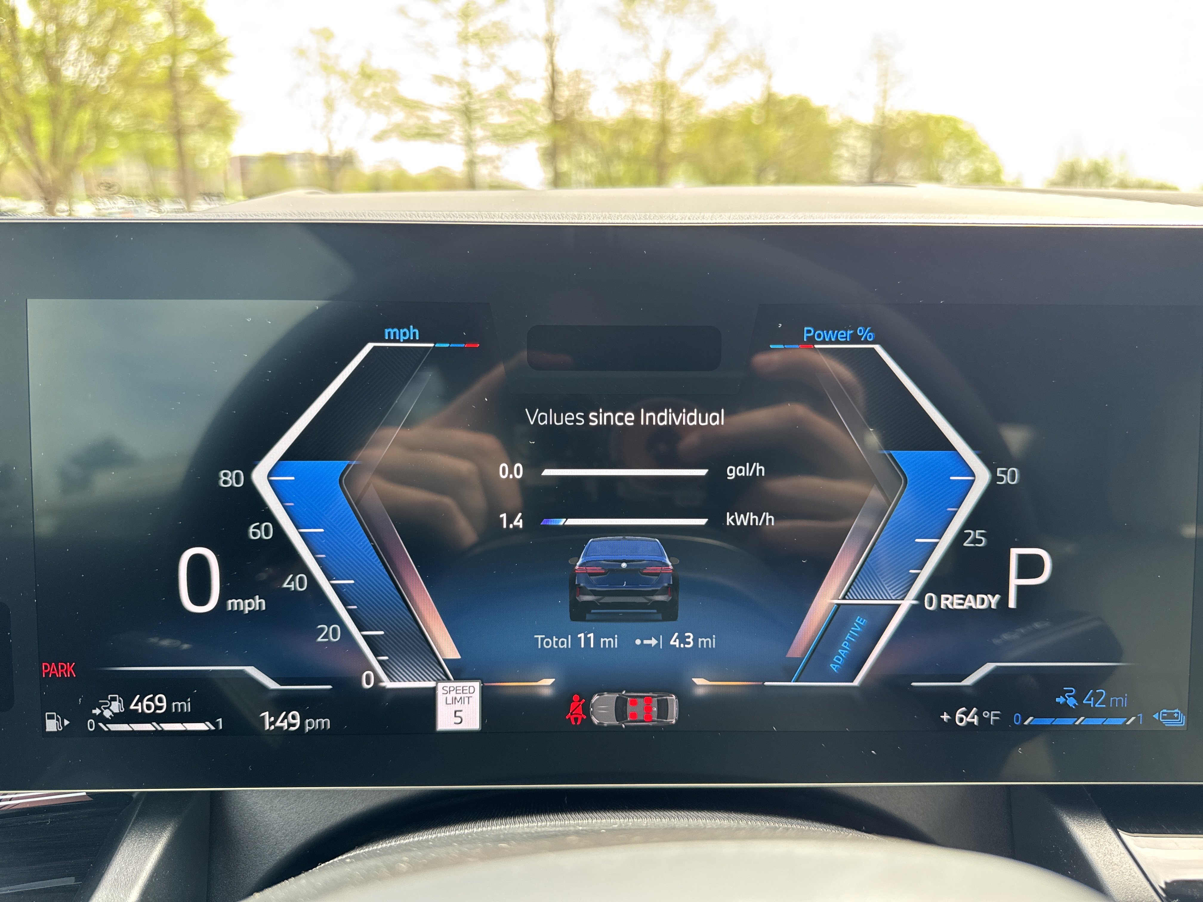 New 2026 CARBON BLACK BMW 550e xDrive image 22