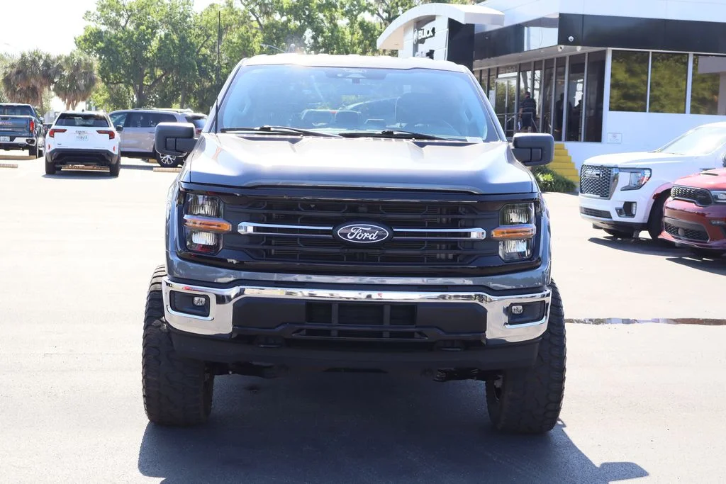 Used 2025 Gray Ford XLT image 4