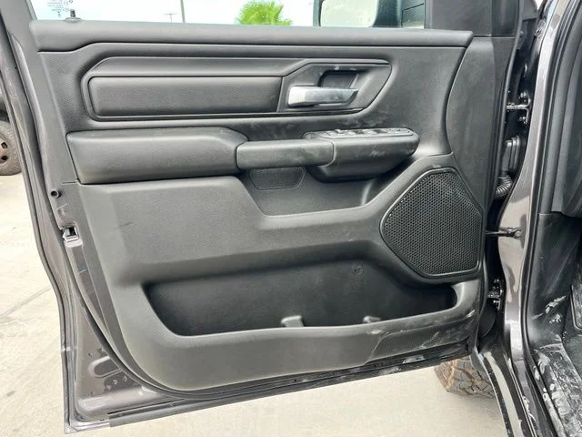 New 2026 Granite Crystal Metallic Clear-Coat Exterior Paint RAM Warlock image 16