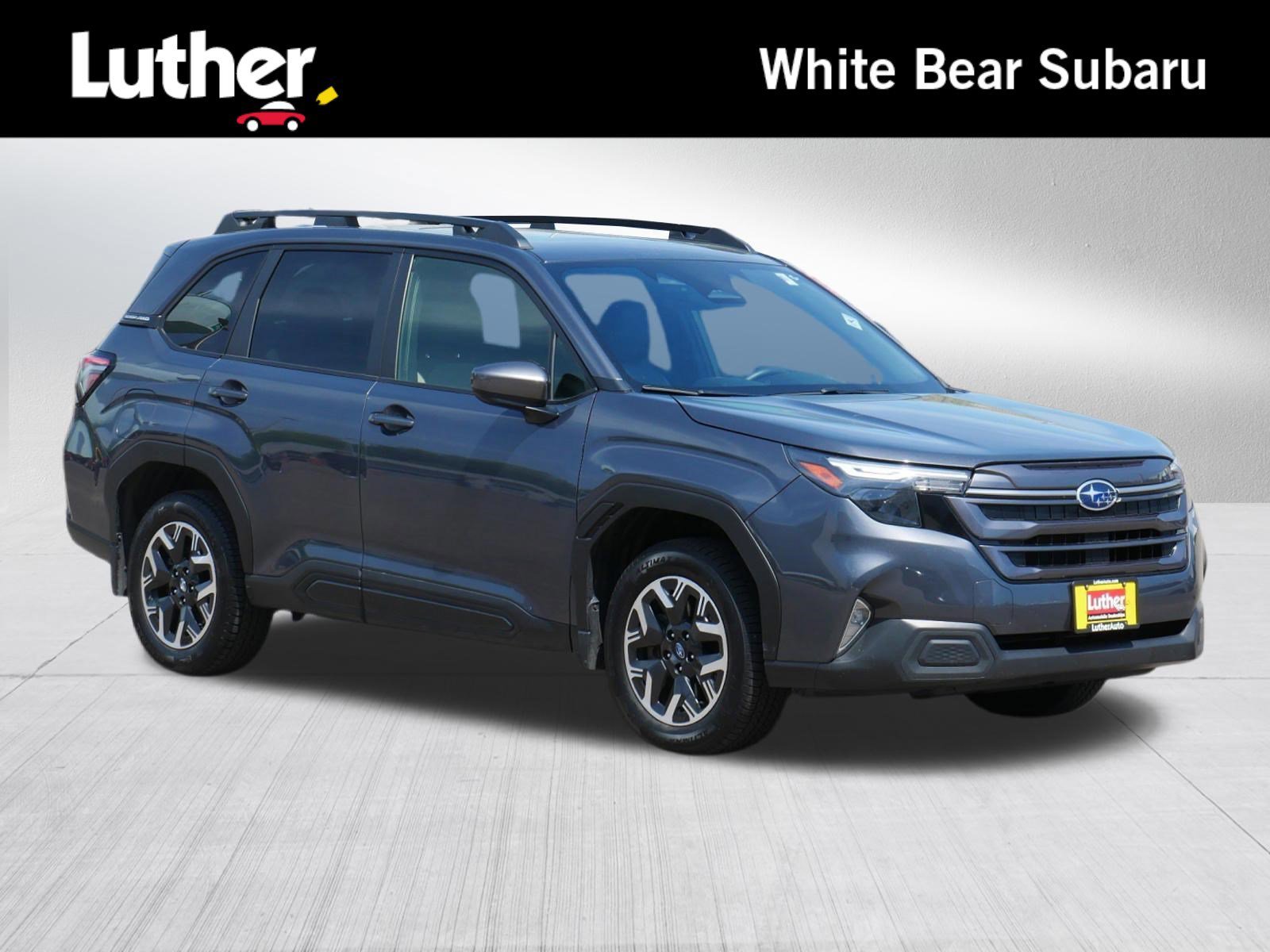 2025 Subaru Forester Premium's photo