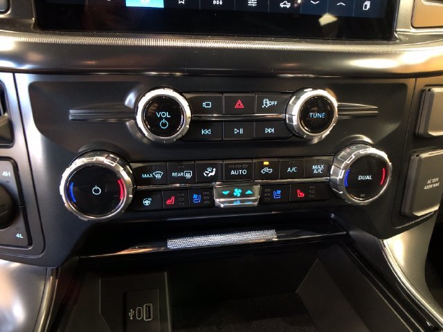 New 2026 Carbonized Gray Metallic Ford Lariat® image 18