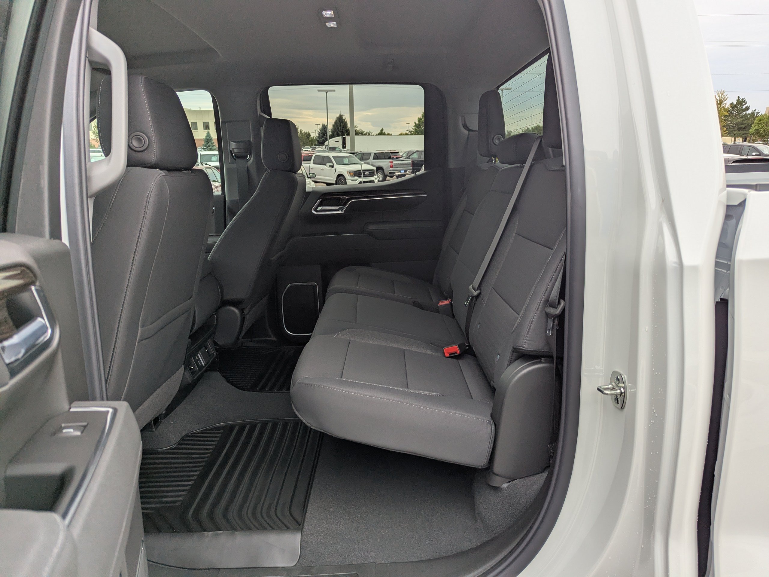 2026 Chevrolet Silverado 1500 LT - Photo 29