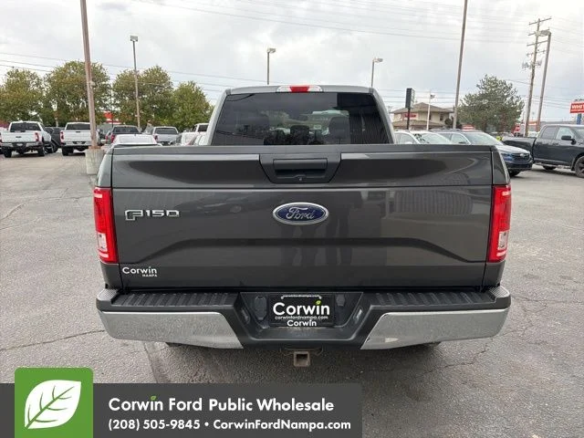 Used 2016 Gray Ford XLT image 6