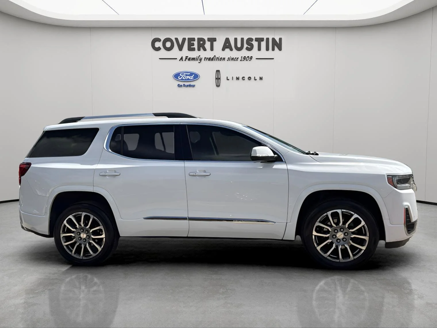 Used 2023 White GMC Denali image 6