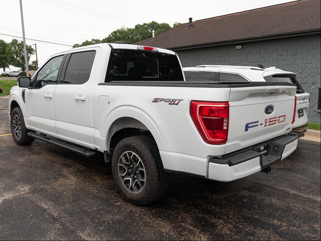 Used 2022 Oxford White Ford XLT image 5