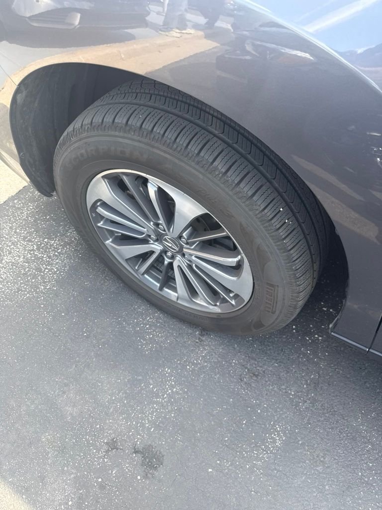 Used 2018  Acura Advance Package image 22