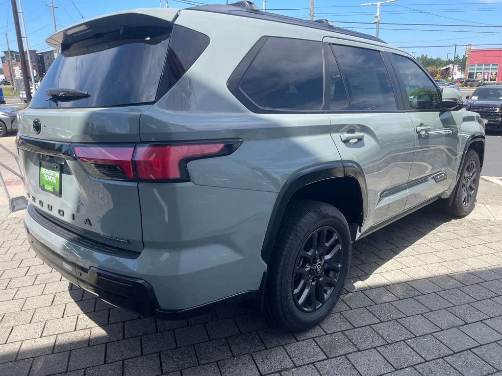 New 2026 Lunar Rock Toyota Platinum image 5