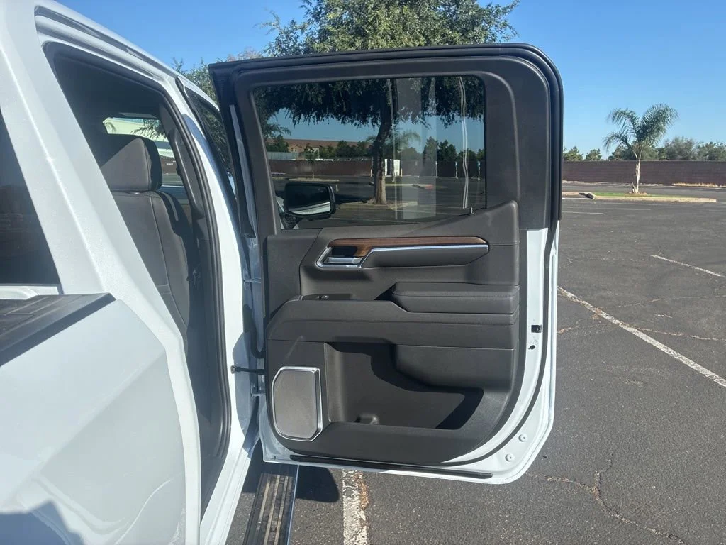 2026 Chevrolet Silverado 1500 High Country - Photo 21
