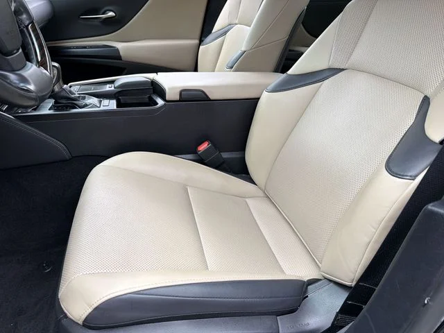 Used 2021 Blue Lexus 350 image 20