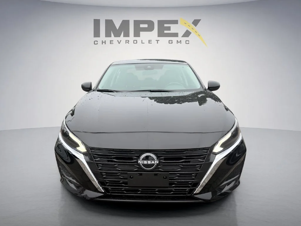 Used 2025 Black Nissan S image 7