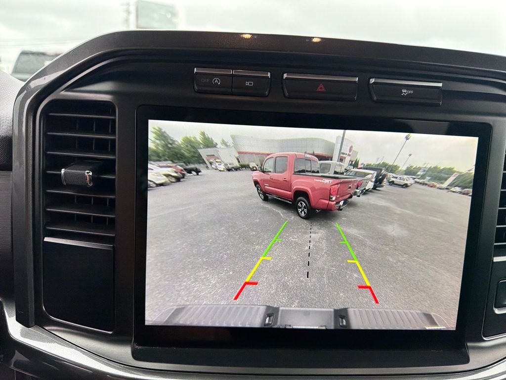Used 2023 Black Ford XLT image 22