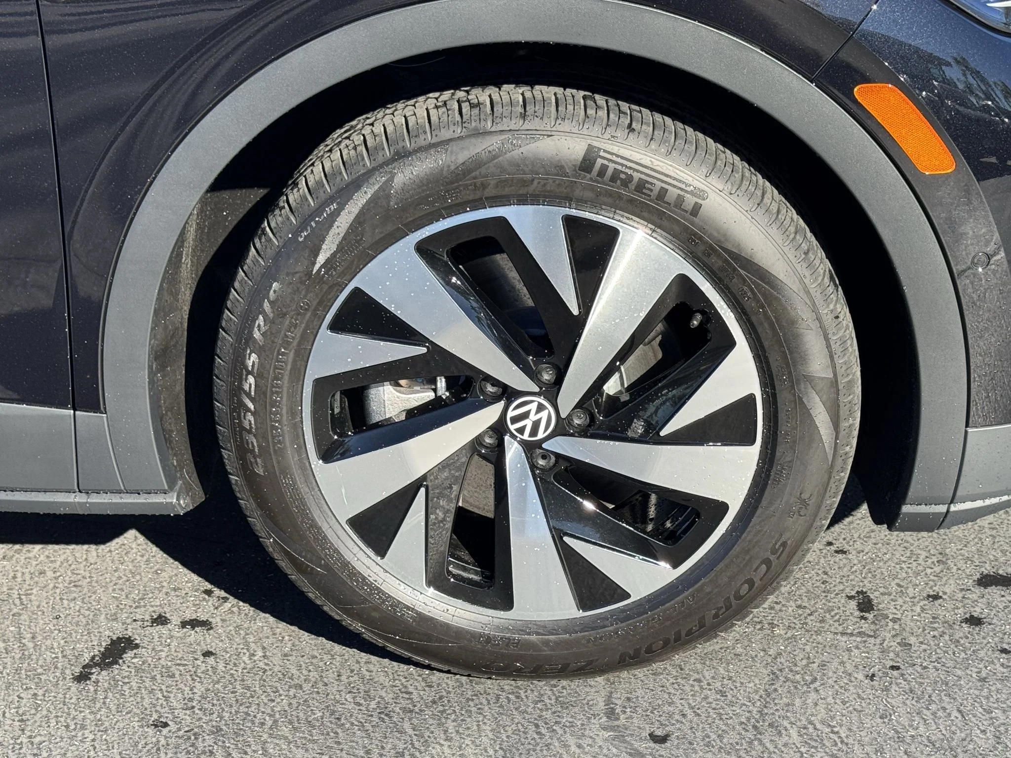 New 2026 Deep Black Pearl Volkswagen Pro image 10